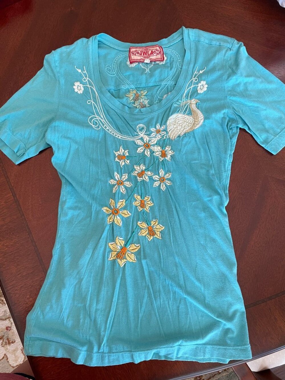 Johnny Was Teal Short Sleeve Tee with White & Yellow Embroidered Peacock